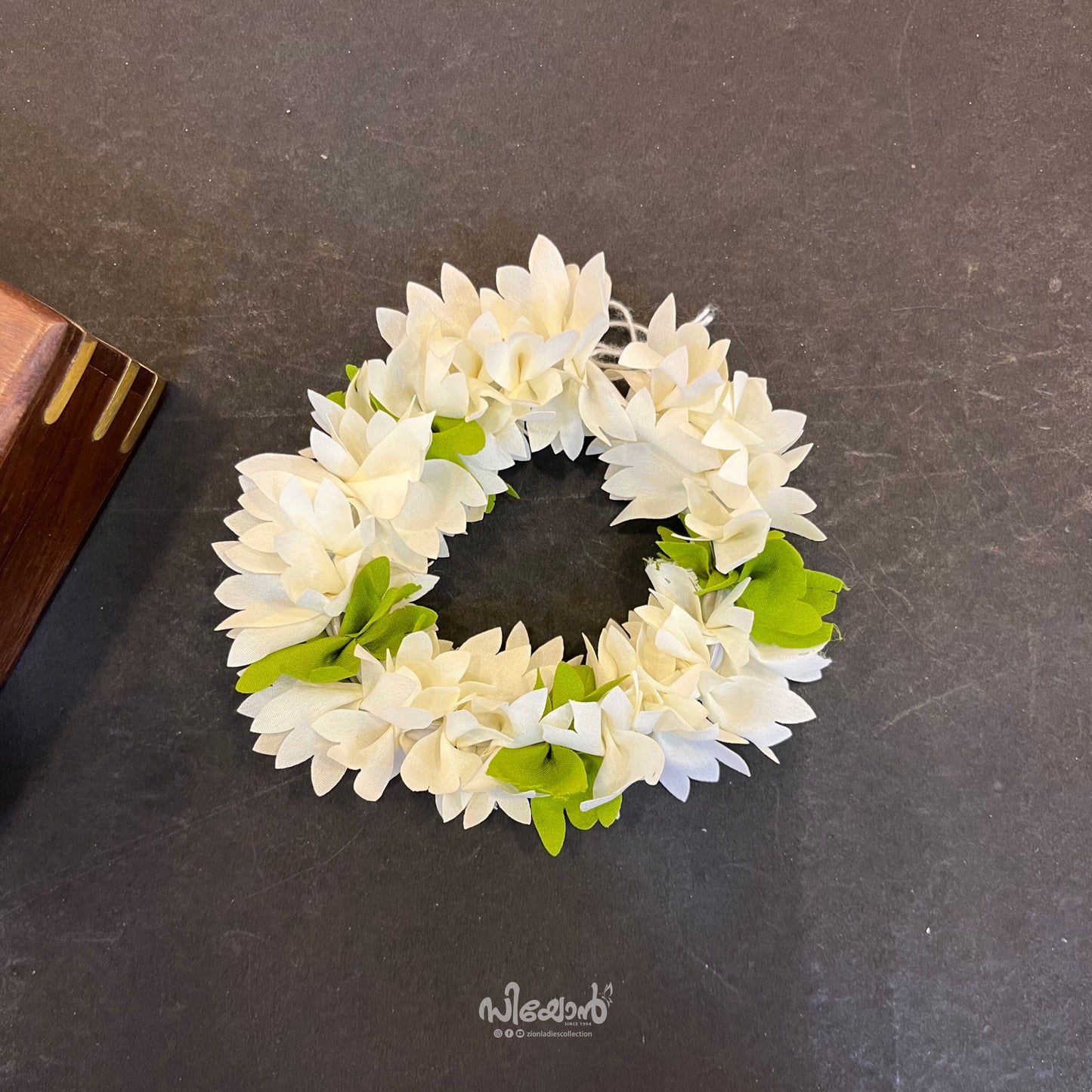White Green Tulsi 02 - Hair Styling Flower Mala