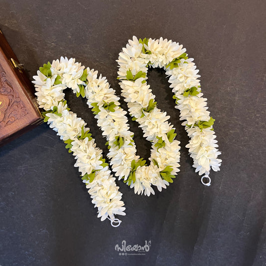 White Green Tulsi 02 - Hair Styling Flower Mala - 1 Metre