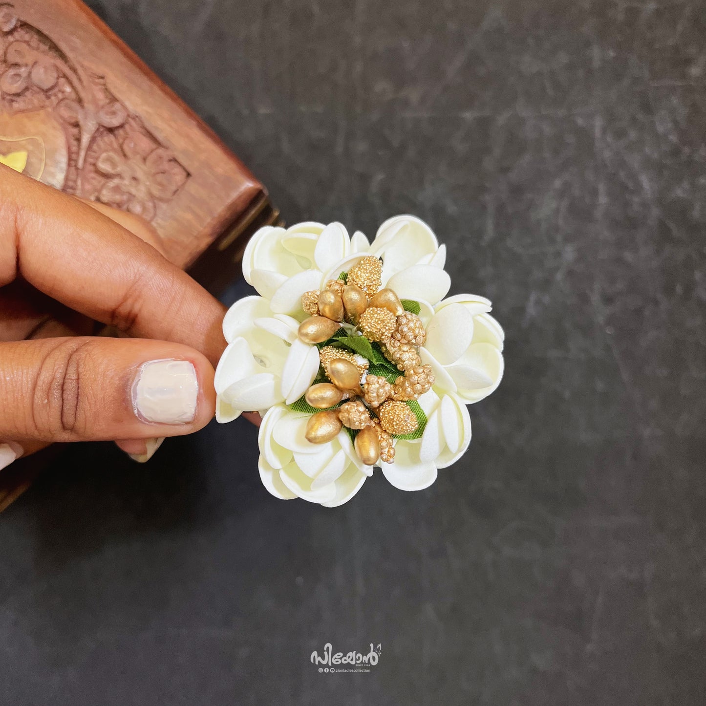 Jasmine Foam Sheet Flower - Alligator Clip (Gold)