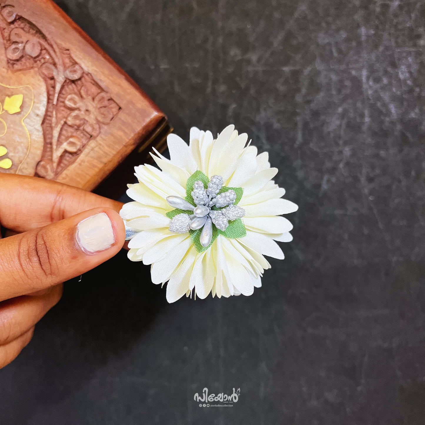 Jasmine Flower - Alligator Clip - 02